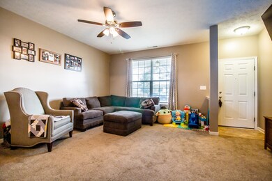 2194 Shadow Creek Blvd, Columbus, IN 47201 - photo 6