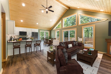 10025 Forest Ln, Bon Aqua, TN 37025 - photo 5