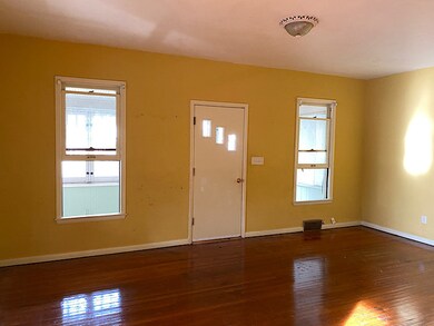 313 Willard Ave, Lincoln, IL 62656 - photo 3