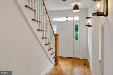 7021 Leeds Manor Rd, Marshall, VA 20115 - photo 2