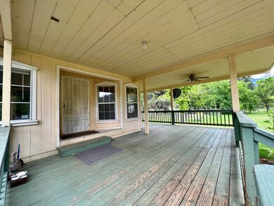 Covered frnt Deck2