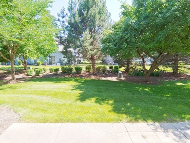 1367 Grandview Ct, Algonquin, IL 60102 - photo 3