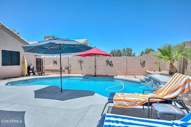 Backyard-Pool