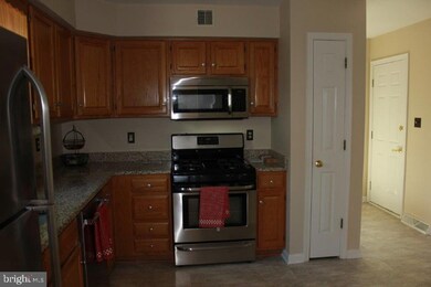 909 Pine Ct, Perkasie, PA 18944 - photo 6