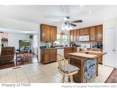 626 Moriston Rd, Fayetteville, NC 28314 - photo 6