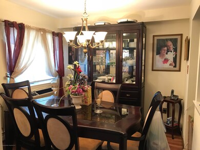 28 Croft Ct unit A, Staten Island, NY 10306 - photo 4