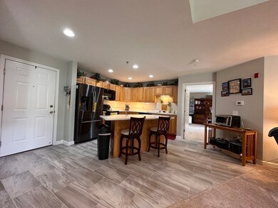 216 Reservoir St unit 311, Holden, MA 01520 - photo 5