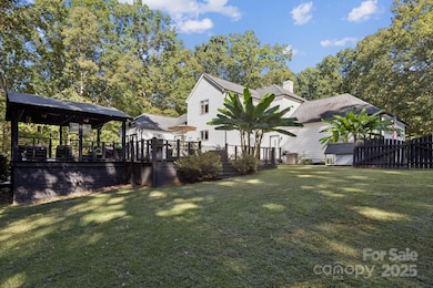 6817 Tree Hill Rd, Matthews, NC 28104 - photo 5