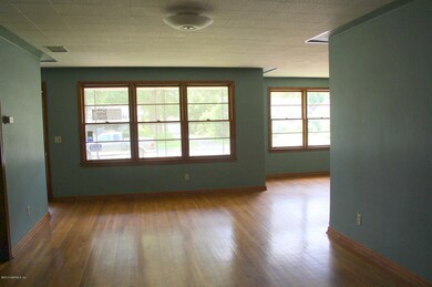 4549 Kingsbury St, Jacksonville, FL 32205 - photo 2