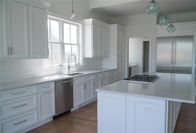 213 Morrison Ave, Middletown, RI 02842 - photo 4