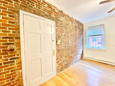 15 Thacher St unit 1, Boston, MA 02113 - photo 6