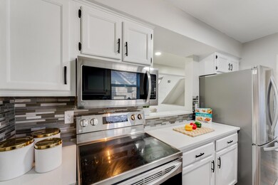 8400 Cliffthorne Way, Columbus, OH 43235 - photo 5