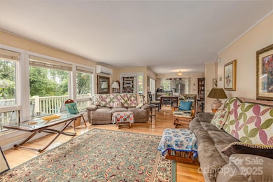 1174 Apple Ln, Spruce Pine, NC 28777 - photo 6