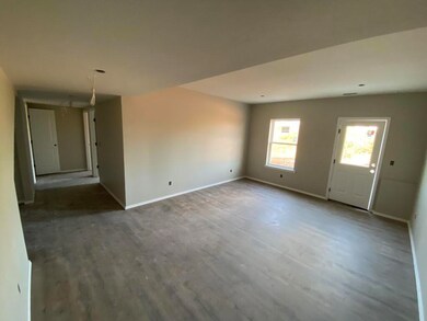 2132 Jamestown - Ozark