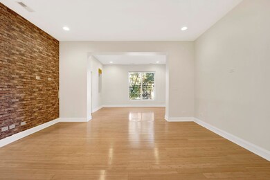 2921 W Glenlake Ave unit 2W, Chicago, IL 60659 - photo 4