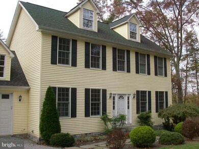 611 Hawks Nest I, Berkeley Springs, WV 25411 - photo 4