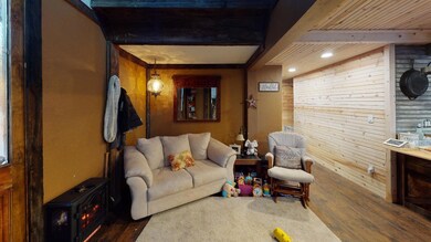 Lukes-Living-Room