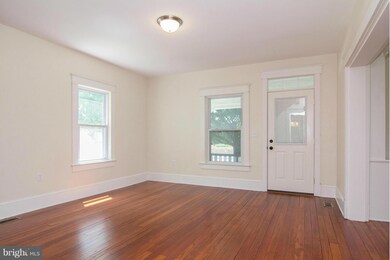 329 E Baltimore St, Taneytown, MD 21787 - photo 5