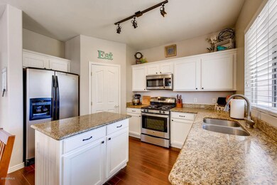 2515 W Gypsum Ave Apache-large-009-15-Ki