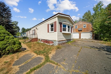 24 Birch St, Milford, ME 04461 - photo 4