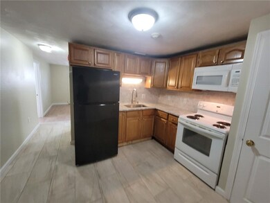 58 River St unit 43, West Warwick, RI 02893 - photo 4