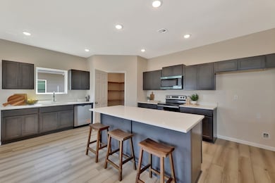 2425 S Wheatland Cir, Wichita, KS 67235 - photo 6