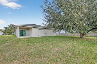 418 SW Fields Ave, Port St. Lucie, FL 34953 - photo 3