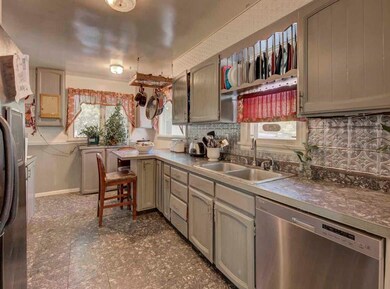 841 Hauser Blvd, Helena, MT 59601 - photo 5