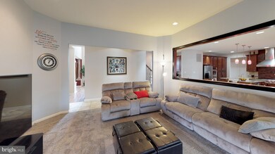 205 Buckingham Ct, Williamstown, NJ 08094 - photo 6