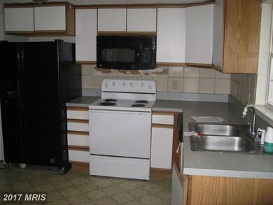 26338 Cherry Ln, Hollywood, MD 20636 - photo 2