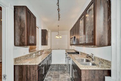 2013 W Evergreen Ave unit 1, Chicago, IL 60622 - photo 5