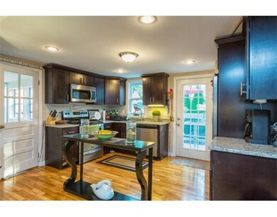 5 Sylvester St, Newburyport, MA 01950 - photo 4