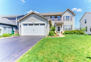 24306 Apple Tree Ln, Plainfield, IL 60585 - photo 2