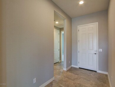 002_Foyer