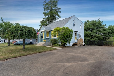 102 Vista Dr, East Haven, CT 06512 - photo 3