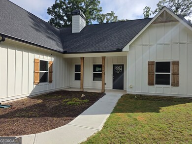 1816 Oak Spring St, Statham, GA 30666 - photo 2