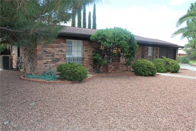 1400 Pintoresco Dr, El Paso, TX 79935 - photo 4