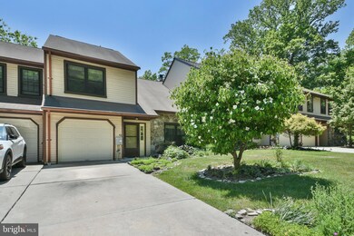 8532 Trumbauer Dr, Glenside, PA 19038 - photo 2