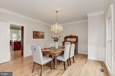 1601 River Farm Dr, Alexandria, VA 22308 - photo 4