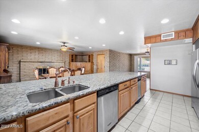 Kitchen - Massive Island