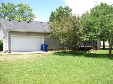 201 Warren Cir, Shelbyville, TN 37160 - photo 5