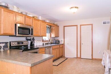 61 Broad Mountain View Dr, Jim Thorpe, PA 18229 - photo 2