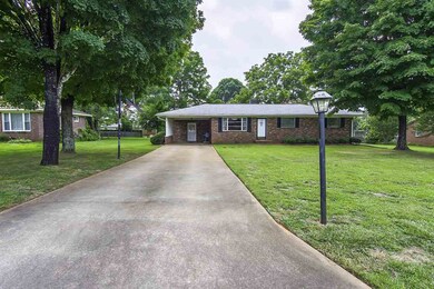 5 Clover St, Inman, SC 29349 - photo 2