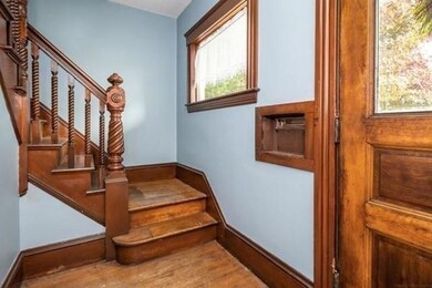 87 Hamilton St unit 2, Worcester, MA 01604 - photo 4