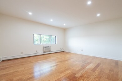 146 Willow St unit 32, Waltham, MA 02453 - photo 6