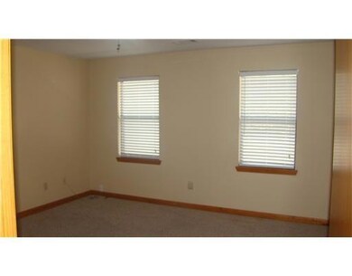 333 Edgewood Dr unit B, Pineville, LA 71360 - photo 7