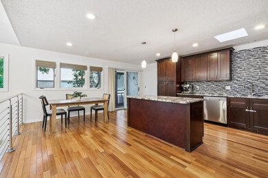 3653 Towndale Dr, Minneapolis, MN 55431 - photo 6