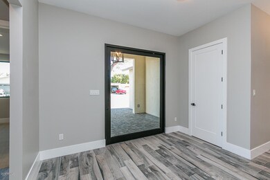 6714 N 14th Street-Entry