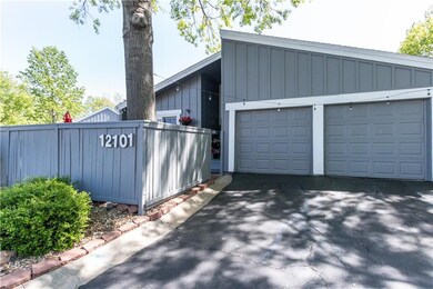 12101 W 82nd Terrace, Lenexa, KS 66215 - photo 2