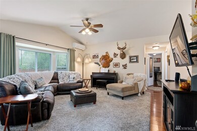 10517 4th Dr SE, Everett, WA 98208 - photo 7